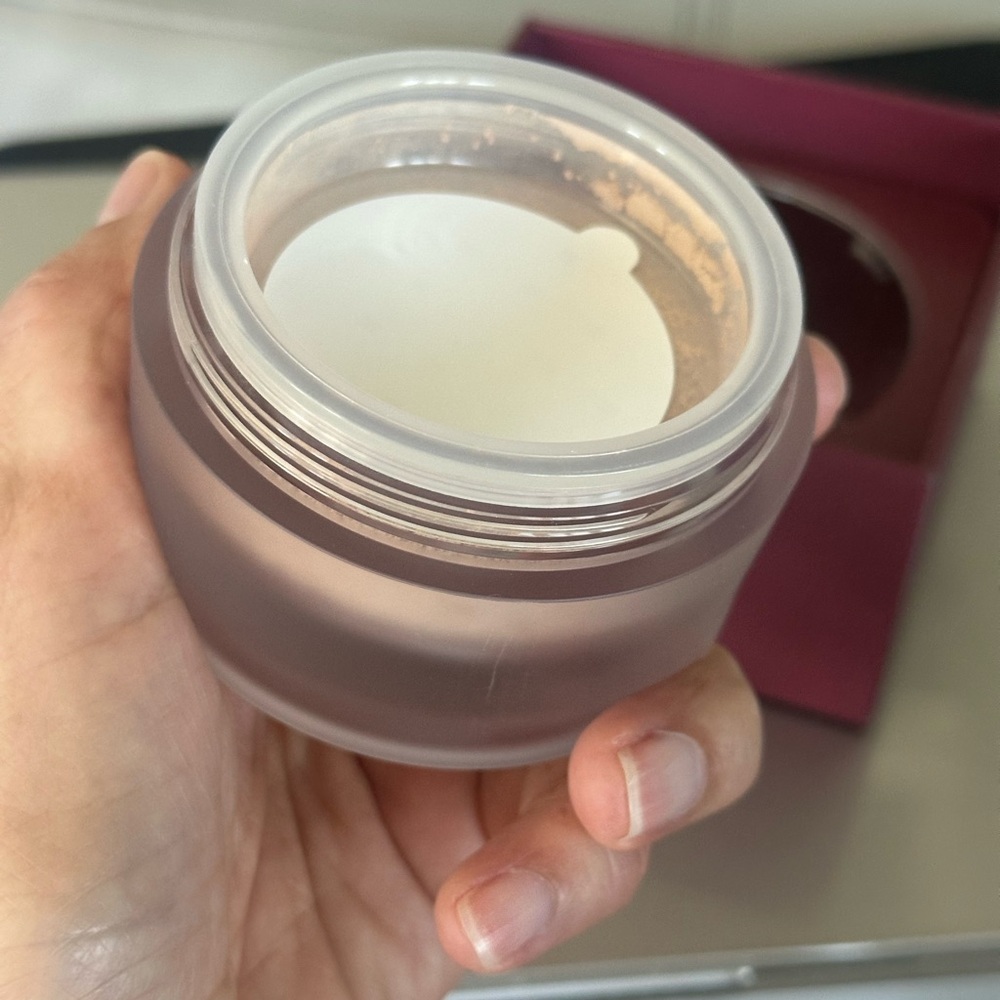 NIB Bare Minerals Original Foundation broad spectrum in medium beige - Picture 3 of 6